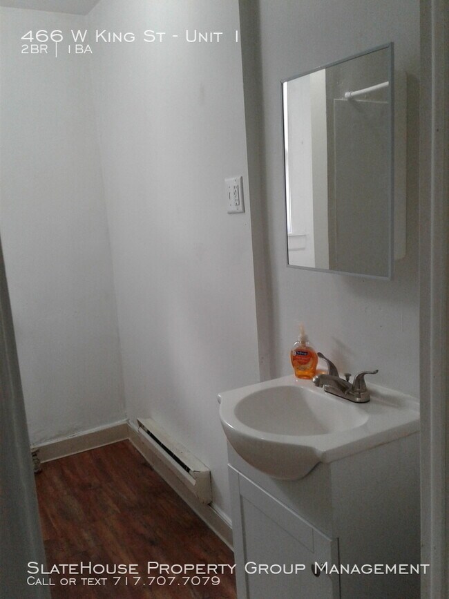 Building Photo - First floor two bedroom with yard!