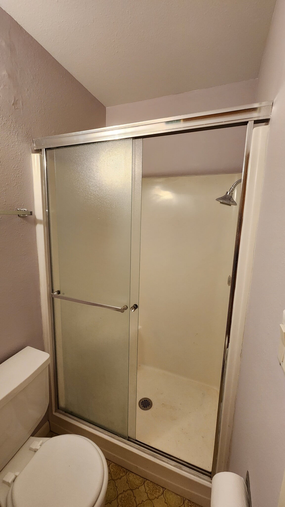 Lower bathroom - 3408 Baltimore Ave