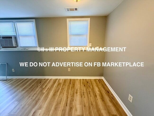 Building Photo - 8406 Robinson St