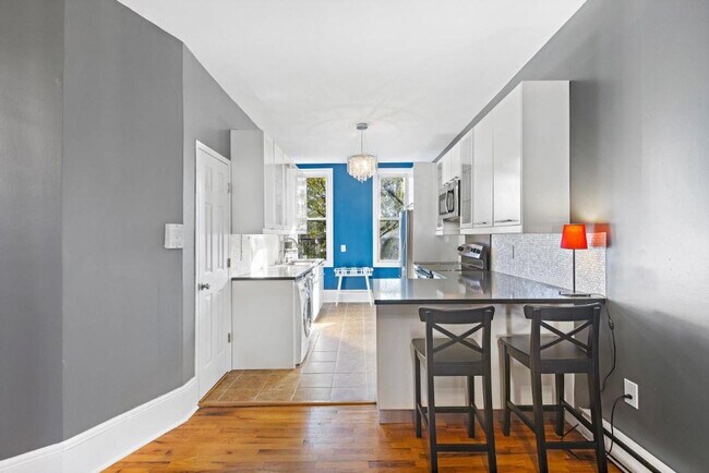 Building Photo - 244 Webster Ave