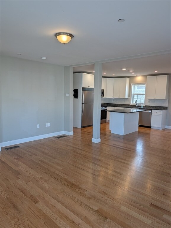 Building Photo - 207 Winthrop St