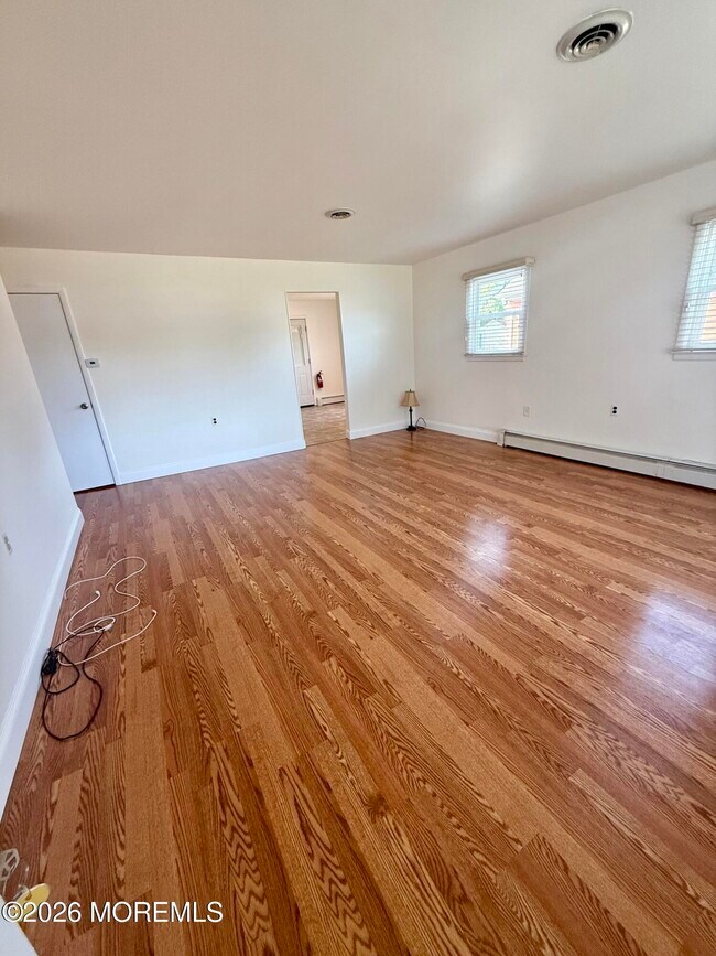 Building Photo - 129 Fox Glove