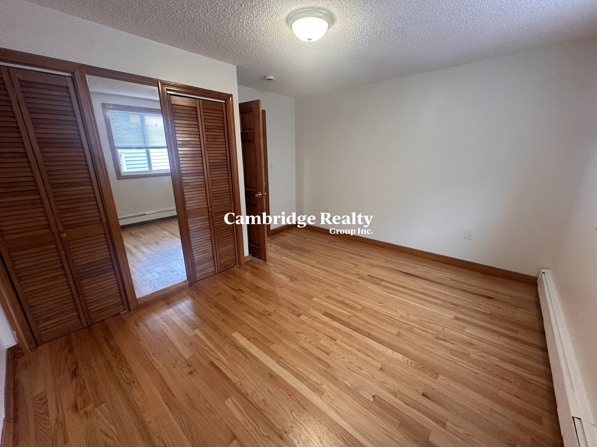 Building Photo - 255 Elm St