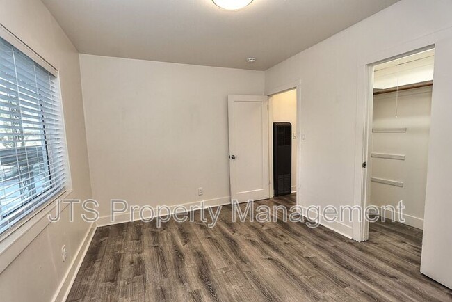 Building Photo - 4702 65th St