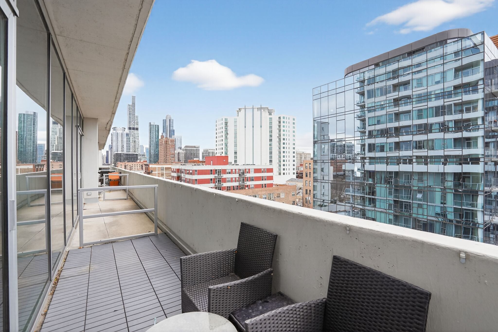 Building Photo - 1720 S Michigan Ave