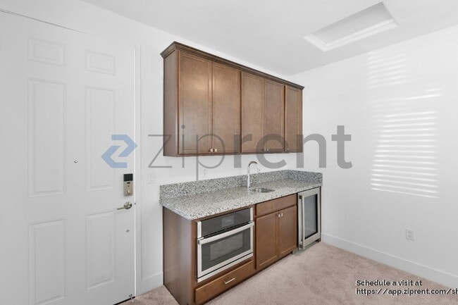Building Photo - 8088 Monterey Pebble Wy