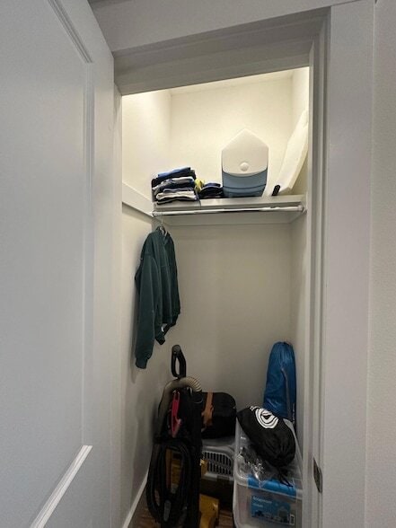 Building Photo - 4819 Whitewood Rd