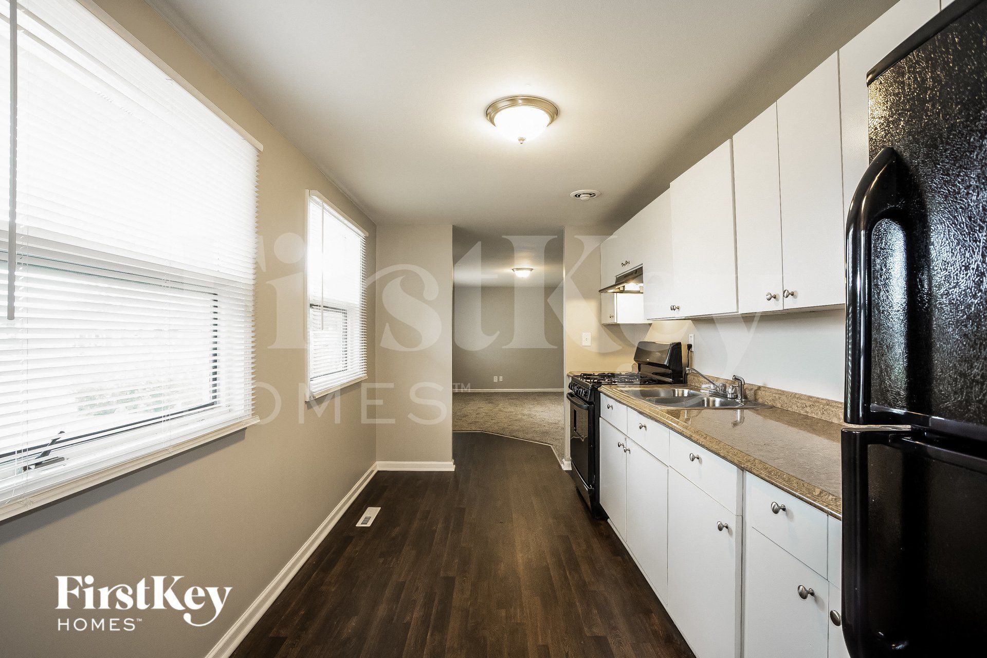 Building Photo - 636 Jefferson Ave