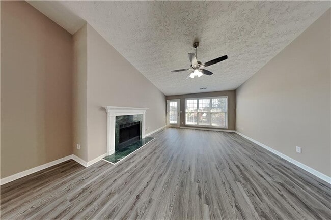 Building Photo - 41 Ludwick Ln