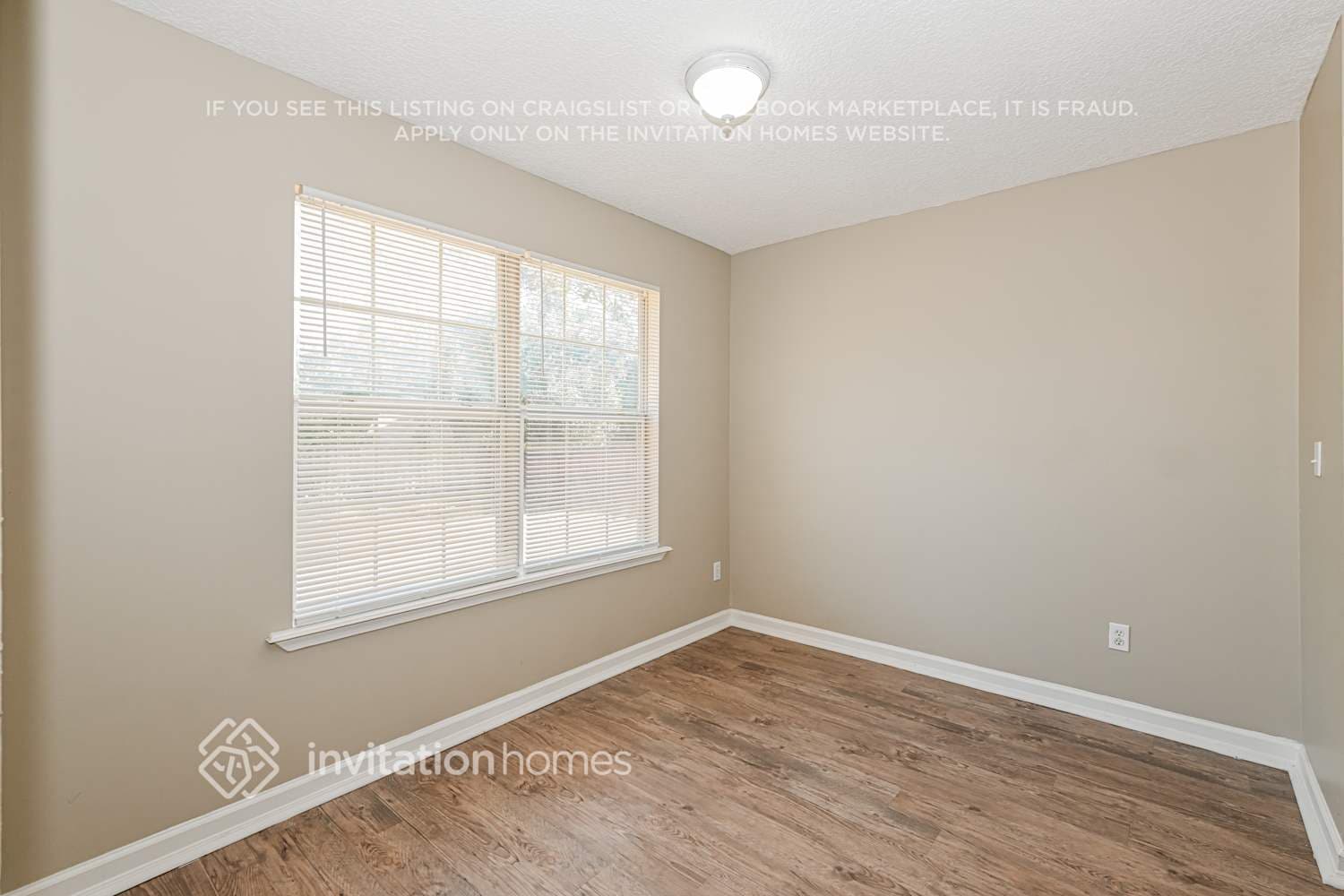 Building Photo - 7041 Vida Ln