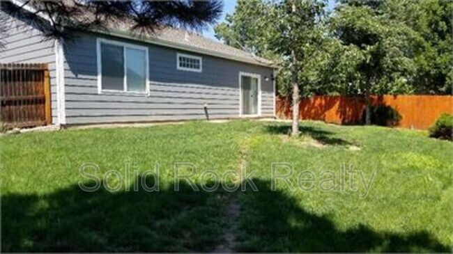 Building Photo - 823 Prairie Star Cir