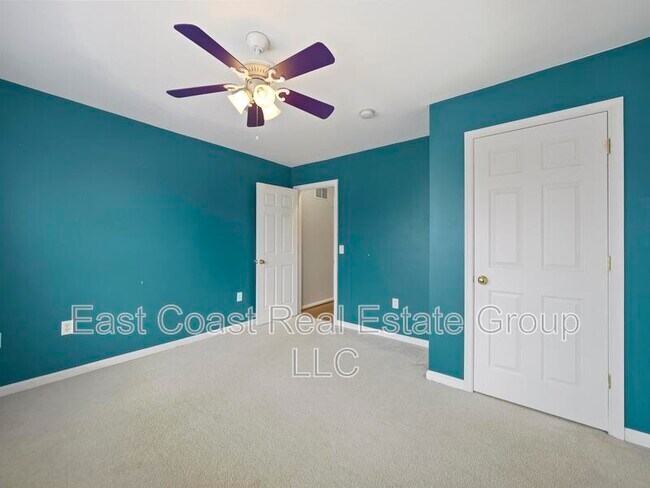 Building Photo - 238 Merrbaugh Dr