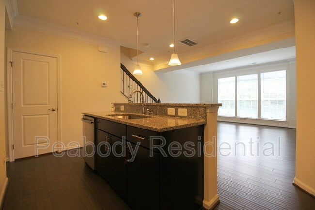 Building Photo - 13615 Air and Space Museum Pkwy