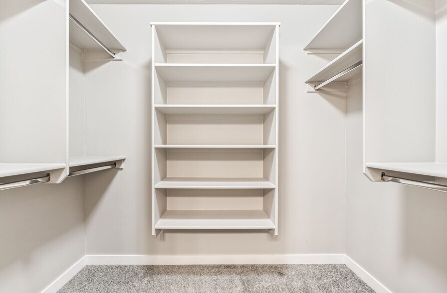 Building Photo - 2169 S Hills Ave