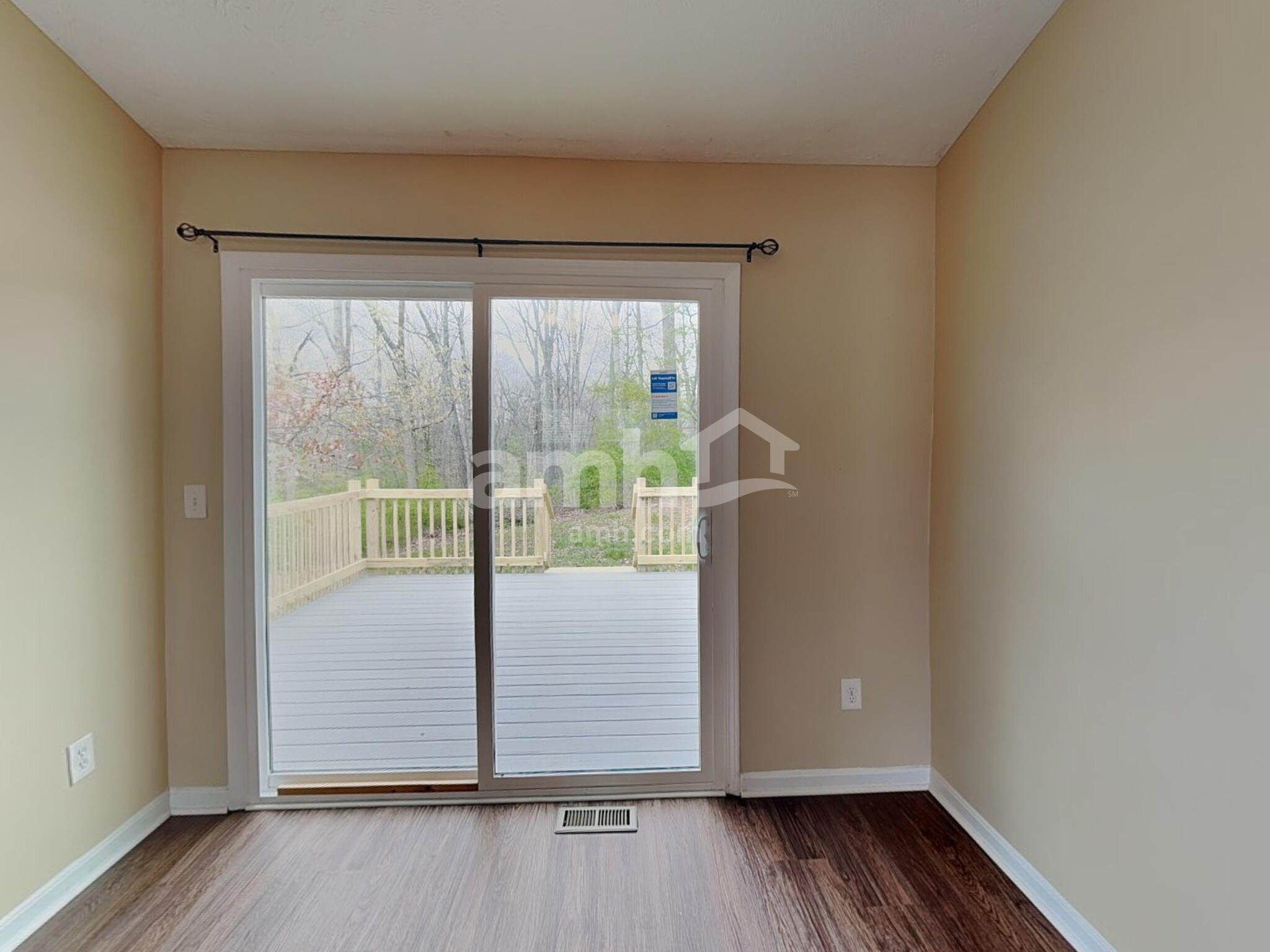 Building Photo - 556 Grouse Ct