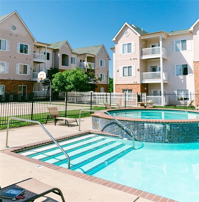 Building Photo - 2200 Classen Blvd