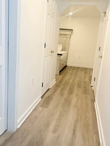 Building Photo - 11038 Outpost Dr