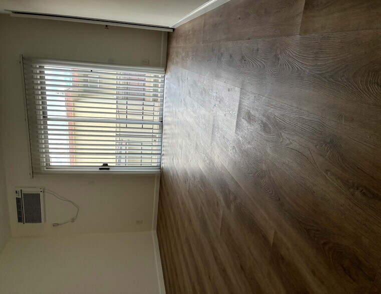 Building Photo - 5640 Fair Ave