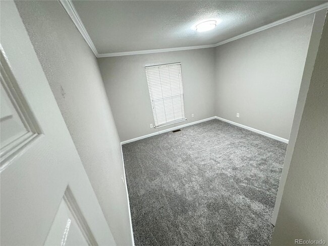 Building Photo - 15532 E Gunnison Pl