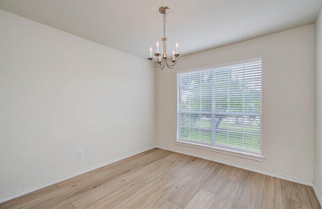 Building Photo - 12026 Parkers Hideaway Dr