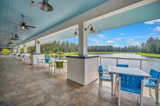 Building Photo - 165 Salty Fin Dr