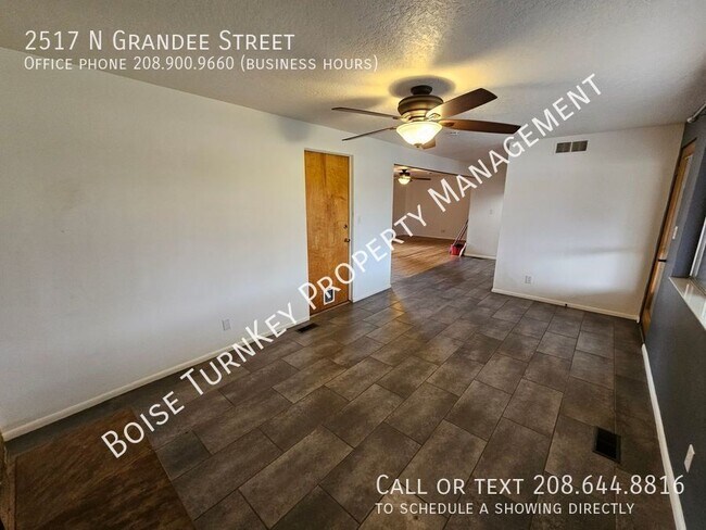 Building Photo - 2517 N Grandee St