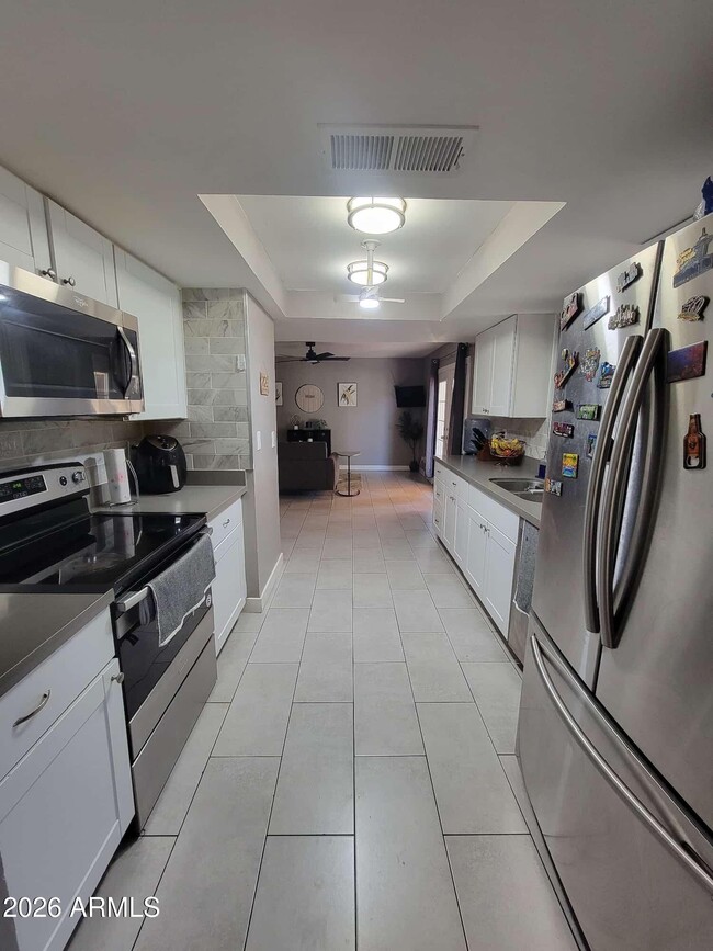 Building Photo - 2530 N 87th Ave