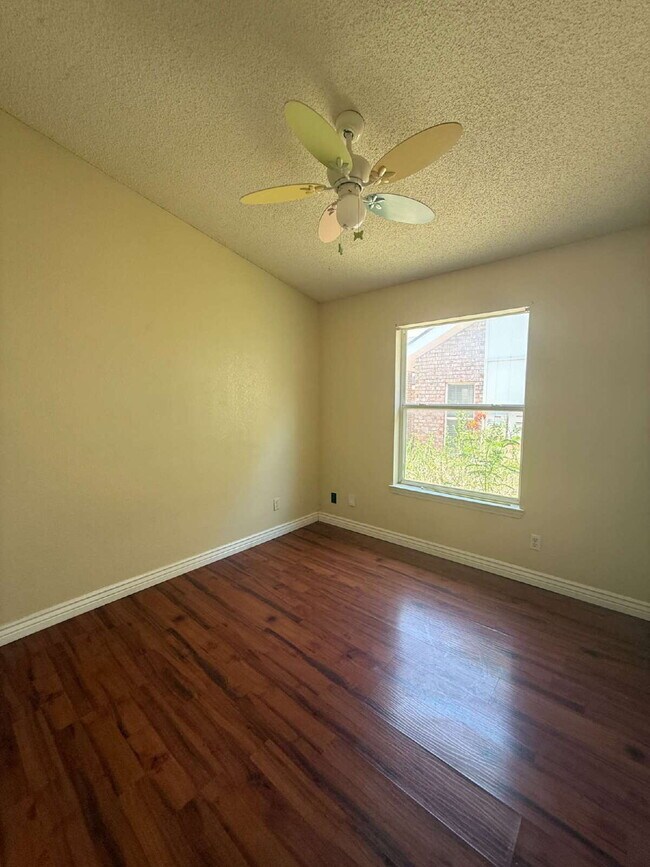 Building Photo - Discover this beautifully designed one-story home featuring 4 spacious bedrooms, 2 bathrooms in N...
