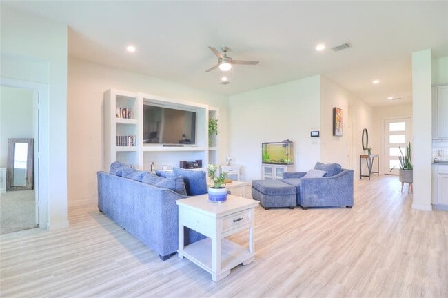 Building Photo - 4711 Torcello Fls Ln