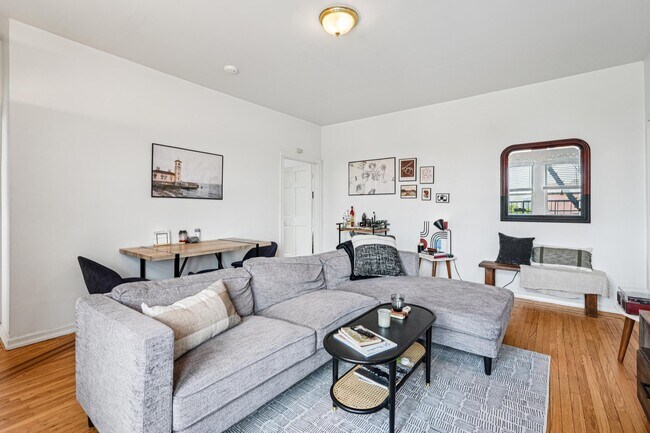 Building Photo - 851 JFK Blvd E