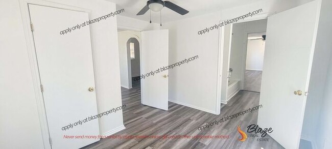 Building Photo - Cozy Corner, Big Potential!