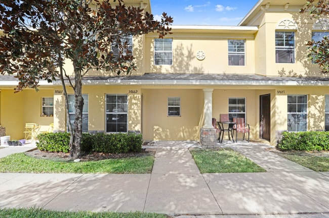 Building Photo - 37669 Aaralyn Rd