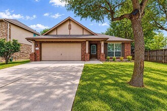 Building Photo - 111 Sandstone Trail