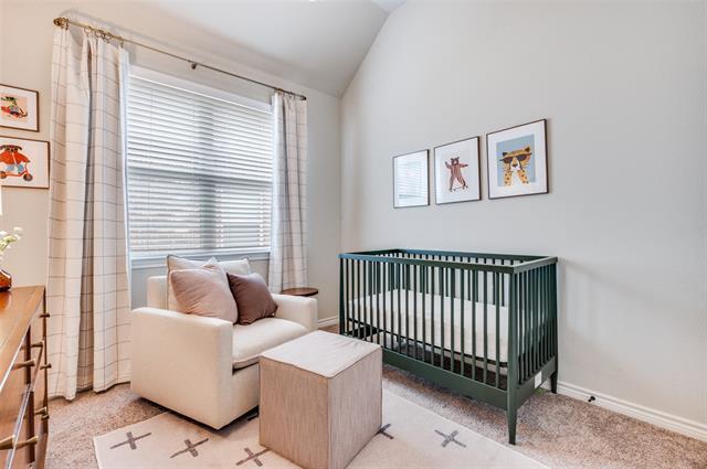 Building Photo - 1016 Lake Sierra Wy