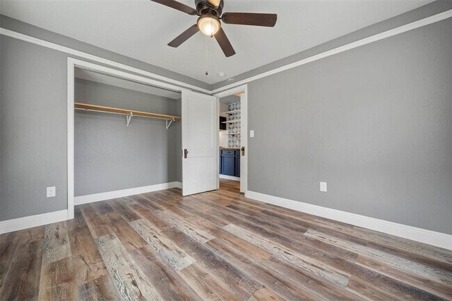 Building Photo - 3605 Runnels St