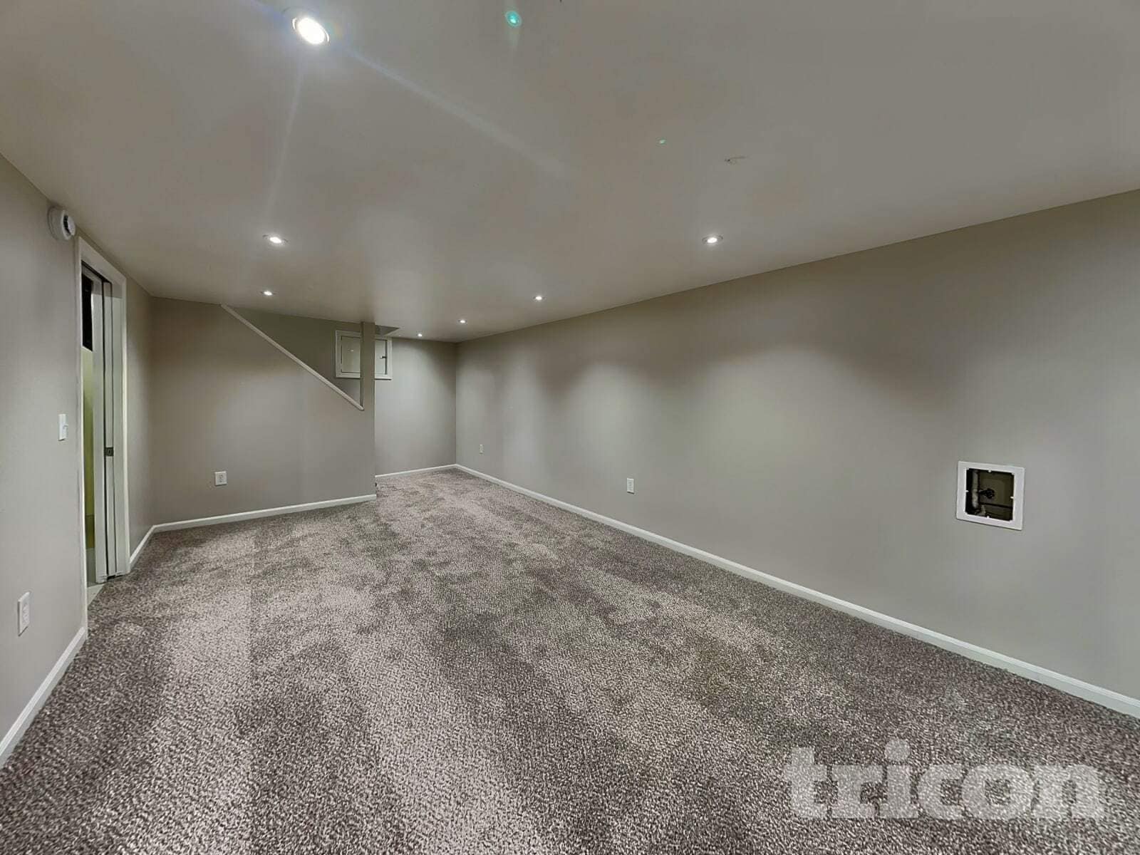 Building Photo - 7035 Montroff Cir