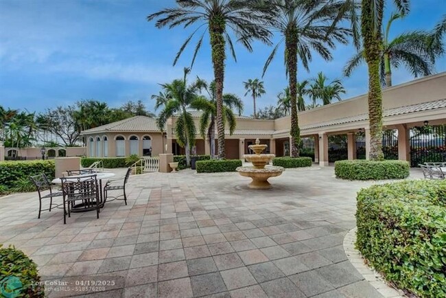 Building Photo - 19084 Skyridge Cir
