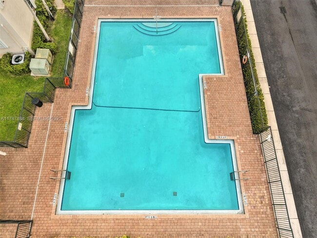 Building Photo - 21205 NW 14th Pl