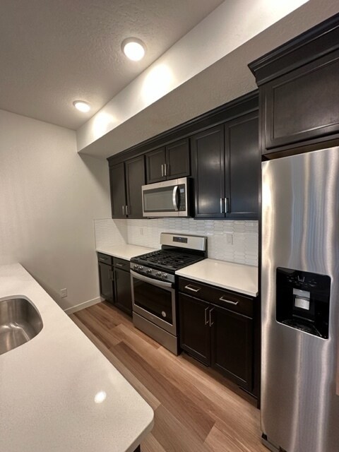 Building Photo - Adorable 4 bedroom Townhome in Lehi