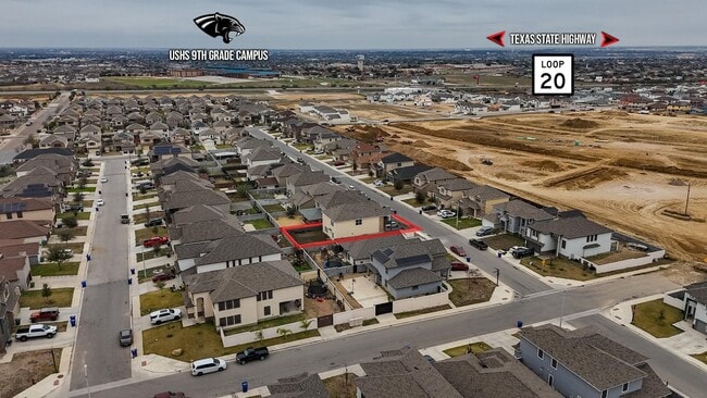 Building Photo - 5529 Shorthorn Dr