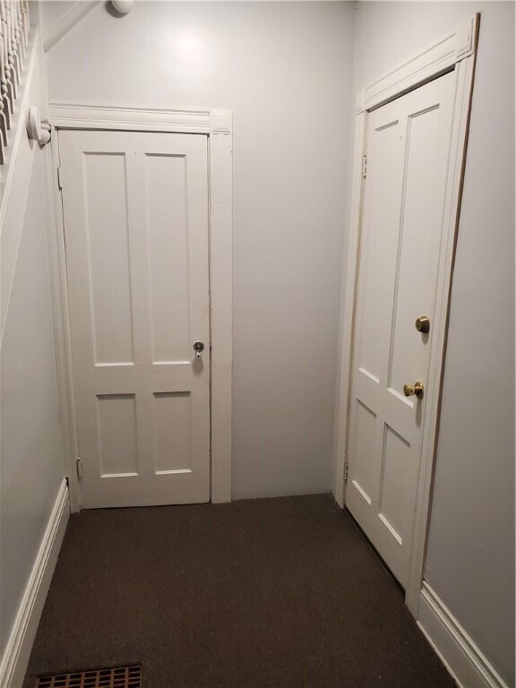 Building Photo - 167 Rosedale St