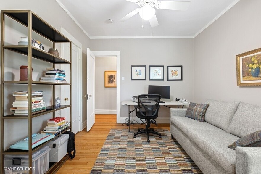 Building Photo - 935 Judson Ave