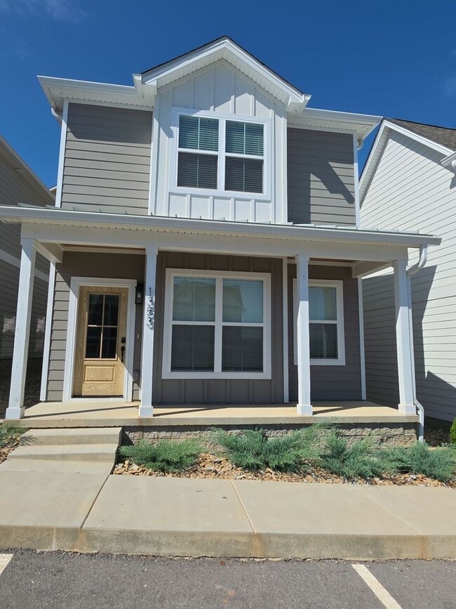 Building Photo - Modern 3-Bedroom Home with Flex Room and Resort-Style Amenities at Highbury