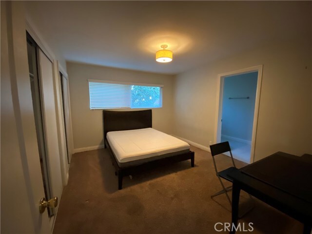 Building Photo - 1228 Calbourne Dr