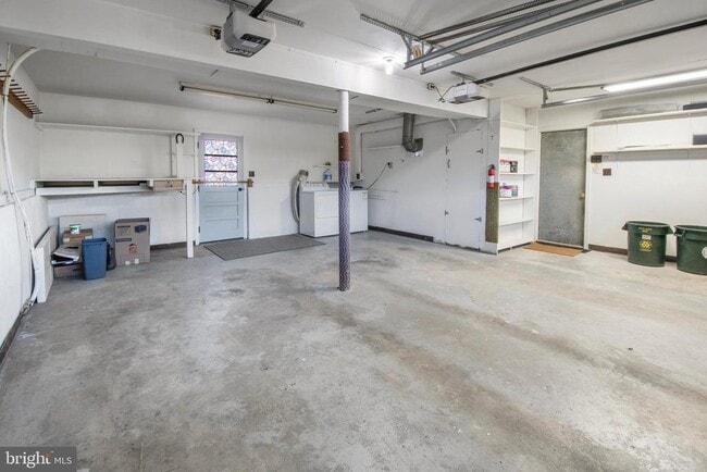 Building Photo - 155 Franklin Corner Rd