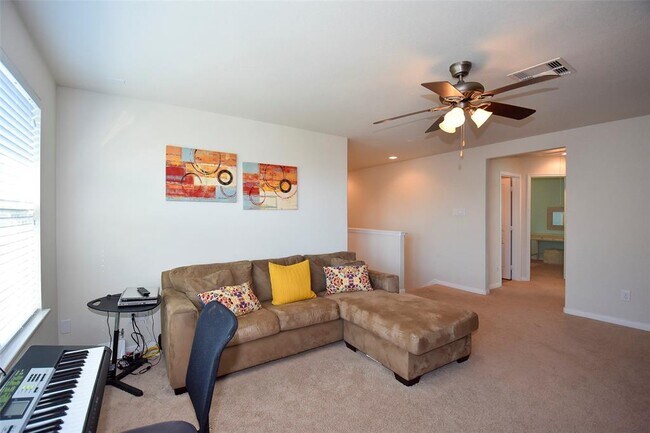 Building Photo - 6427 Addlestone Ridge Ln