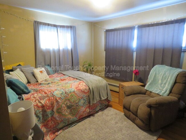 Building Photo - 1416 13th St S