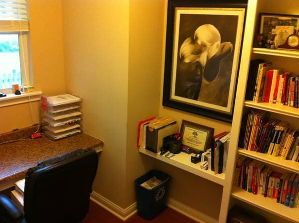 Private Office - 235 3rd Ave NE