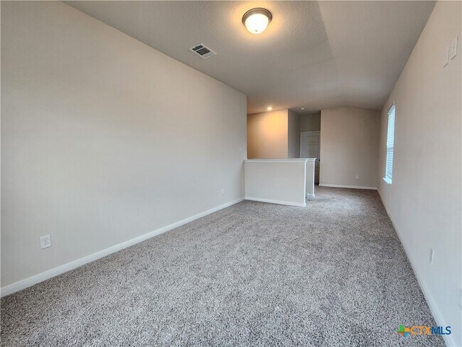 Building Photo - 1225 Ella Xing