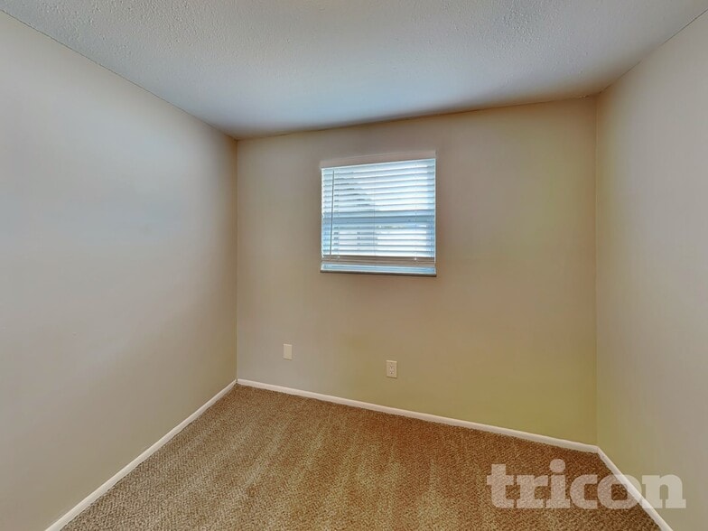 Building Photo - 8504 Willow Forest Ct